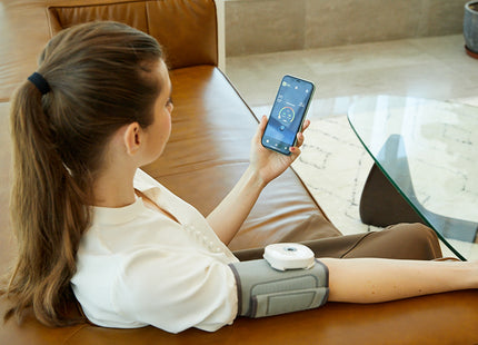 Monitor Multifunzione per Segnali Vitali 5 in 1 Bluetooth Gima Health – Misura Temperatura, Pressione, Ossigeno, ECG e Frequenza Respiratoria