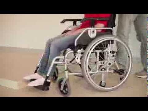 Carrozzina Disabili Pieghevole per Anziani ad Autospinta Moretti Start CP100R